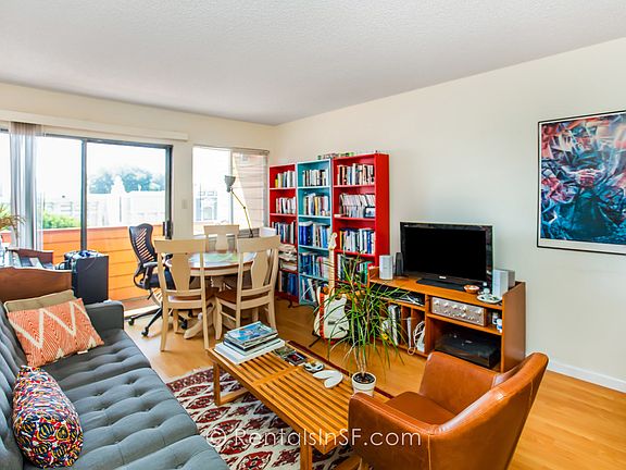 5th image of 726 Oak St #201