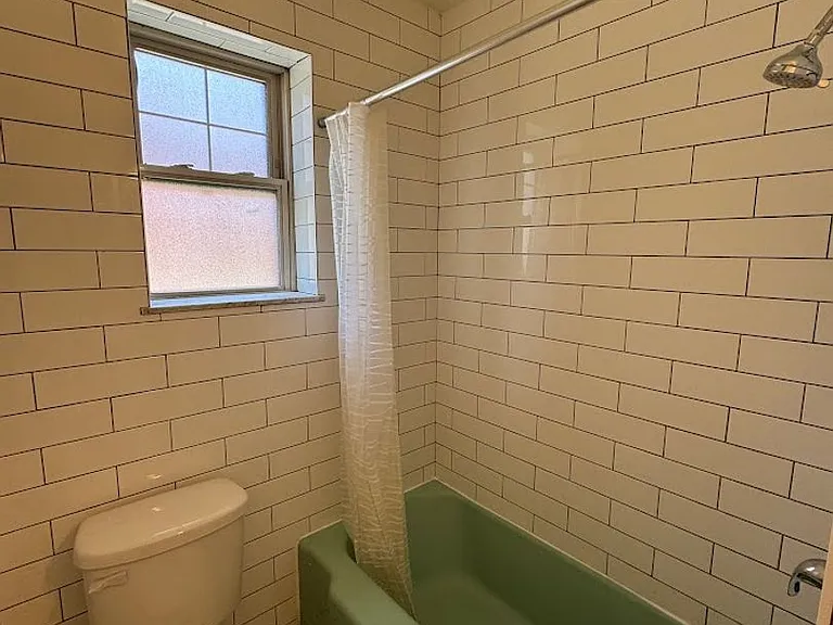 5506 Fifth Avenue — Photo 85