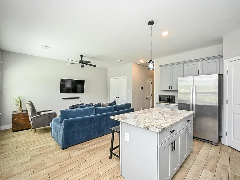 5007 Briscoe St #B — Photo 7