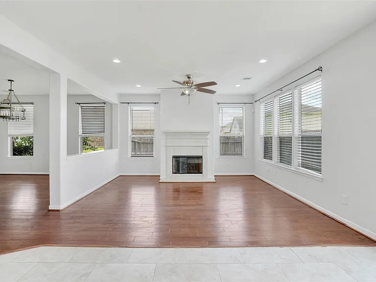 10514 Kentington Oak Dr — Photo 15