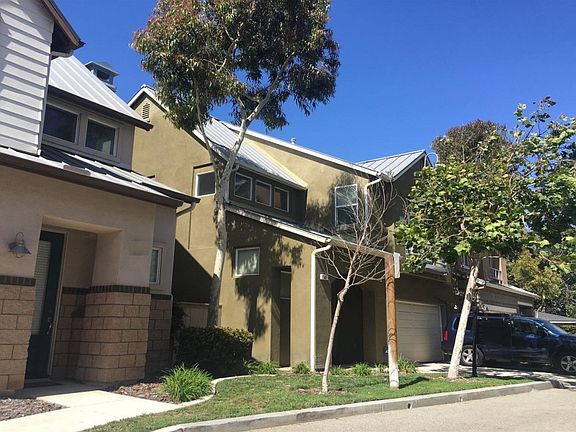 2nd image of 565 Shell Harbor Ln