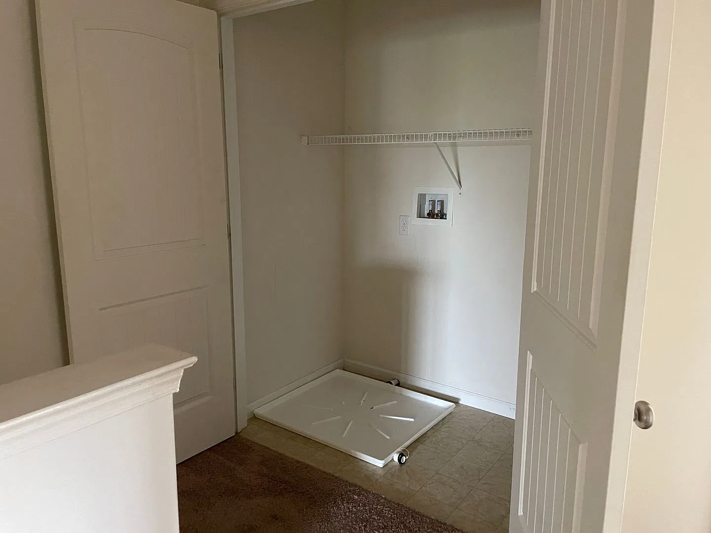 3 Bed 3 Bath End Unit Townhouse in Marietta — Photo 4