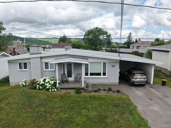 60 32nd Ave, Edmundston, NB E3V 2S2