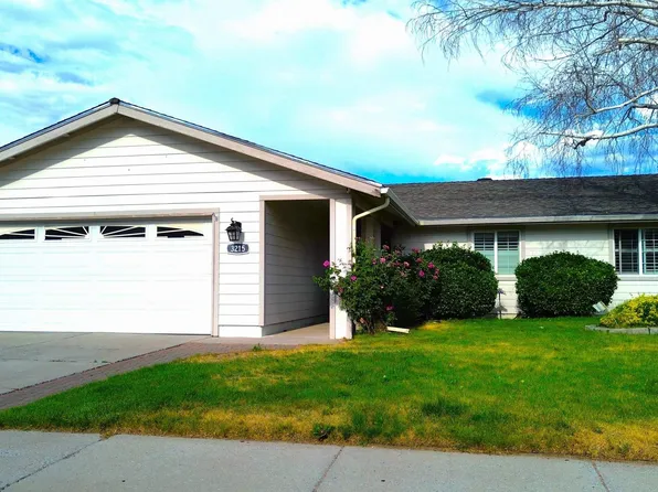 3215 Dilday Dr, Carson City, NV 89701