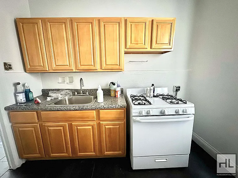 1570 66th St #1 — Photo 5