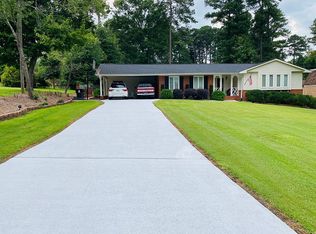 1009 Lemmond Dr, Sanford, NC 27330