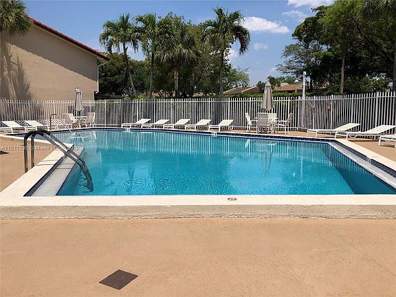 3rd image of 14212 SW 57th Ln #1-7-C