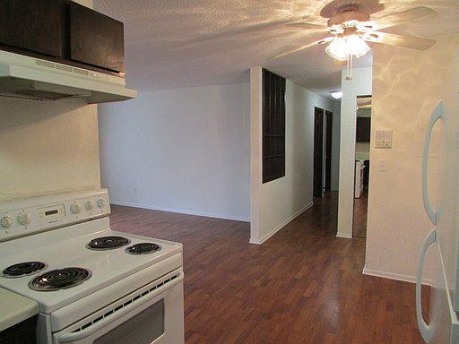 3rd image of 83 California Ave W APT 107