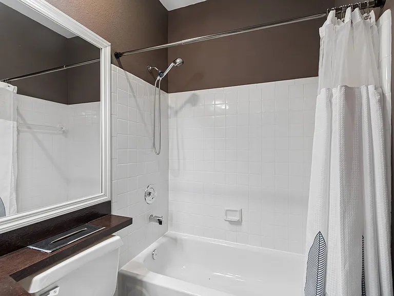 1010 Normandy Trace Rd — Photo 24