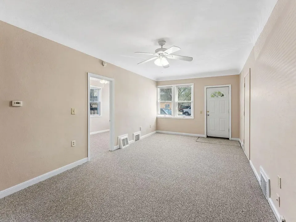 661 Payne Ave #1