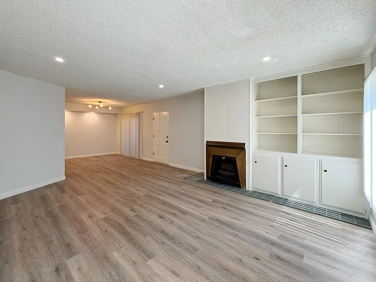 921 Arcadia Ave #4 — Photo 12