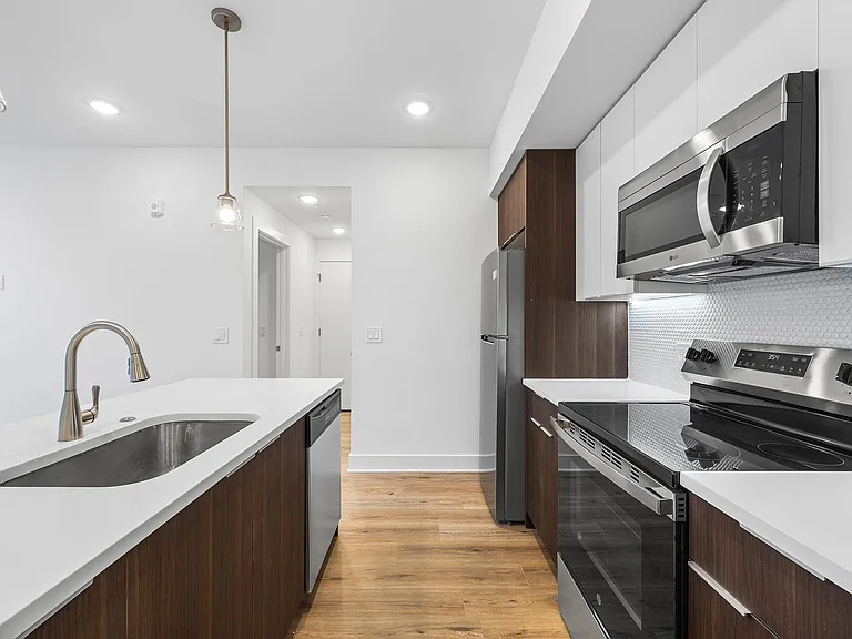 4324 Lancaster Ave — Photo 12