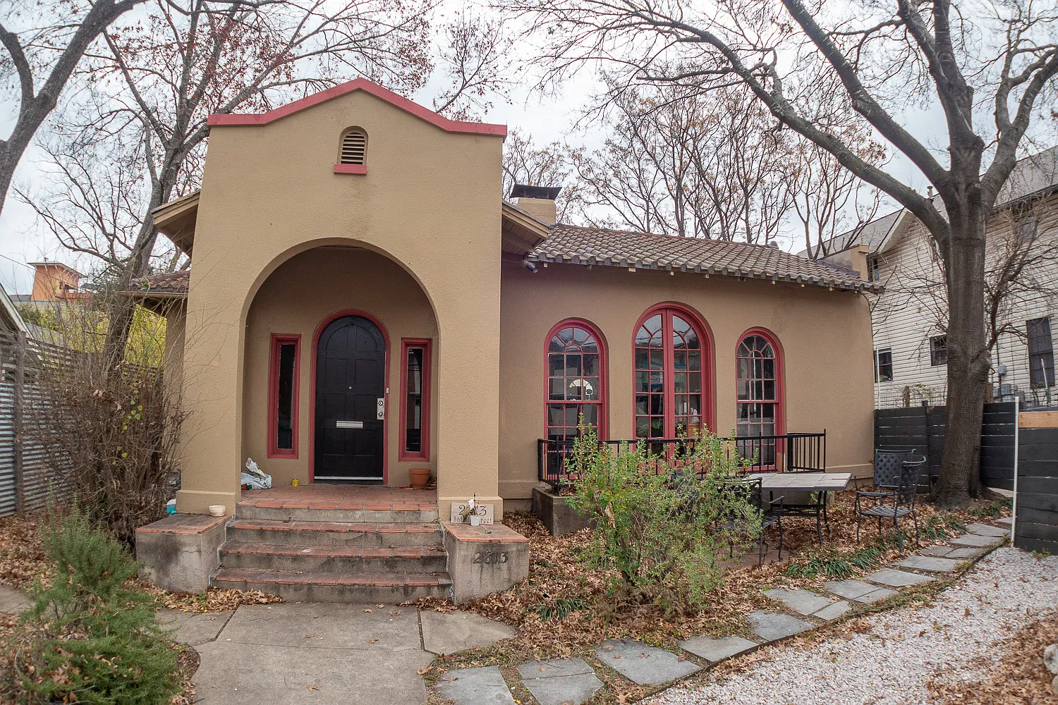 4 bed, 1800 sqft, $3,700 — Photo 1