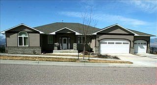1st image of 225 Mansion Heights Dr
