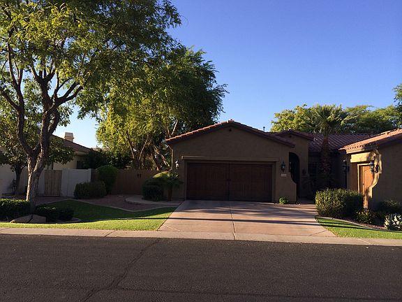 3rd image of 2060 W Marlin Dr