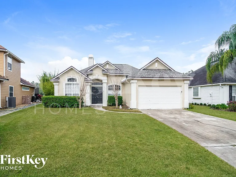 1528 Walnut Creek Dr — Photo 1