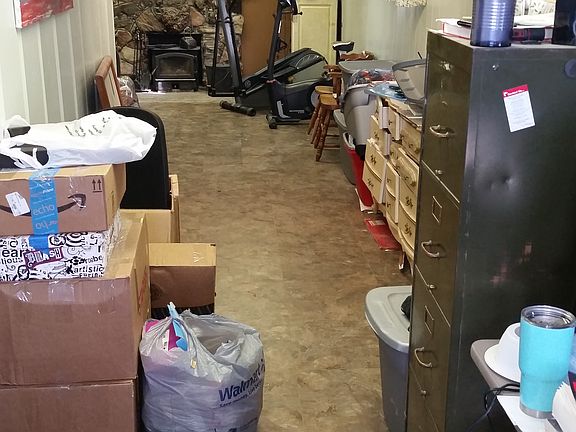 3rd image of 1314 W 3rd St