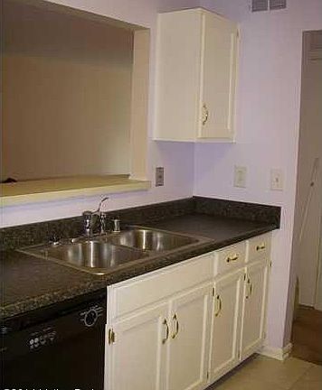 3rd image of 3303 Colonial Manor Cir Unit 3B