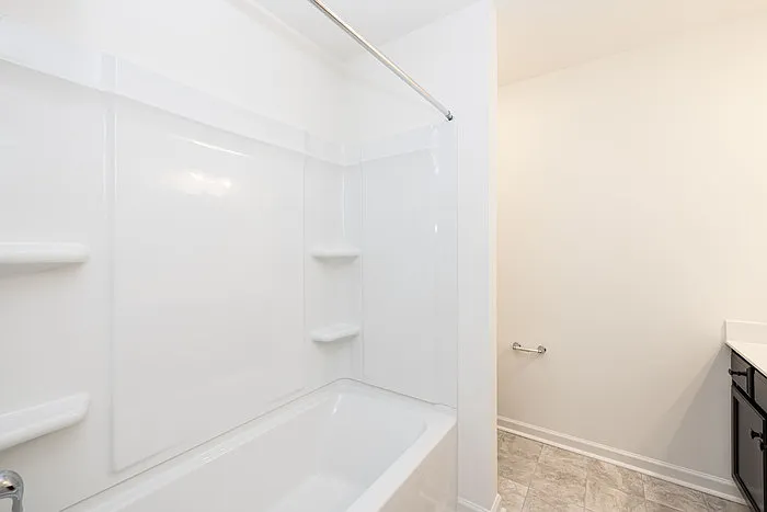 105 Luna Ln — Photo 22