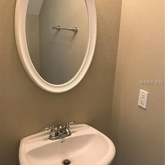 509 Eastwater Ln — Photo 7