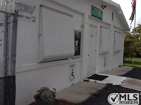 3rd image of 12171 Palm Dr