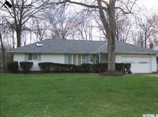 360 Royal Oak Blvd, Richmond Hts, OH 44143