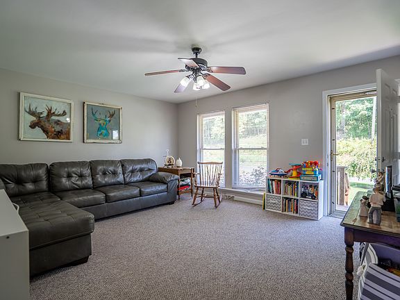 5th image of 3526 Belle Ave NE
