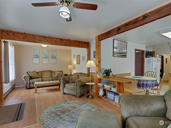 3rd image of 20821 175th Street Ct E