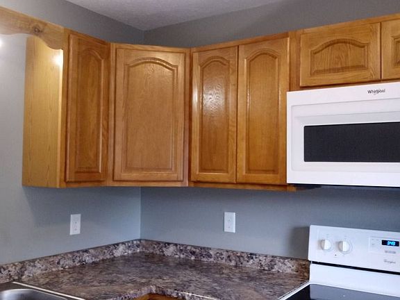 3rd image of 15745 & 15747 W Andrew Johnson Hwy #6A