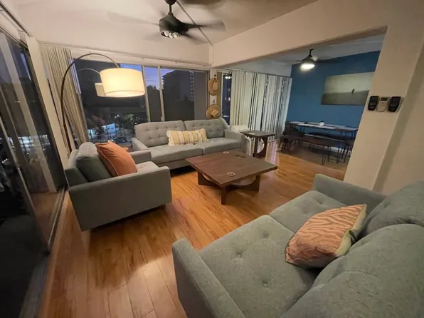 222 Kaiulani Ave #Penthouse 1-601, Honolulu, HI 96815