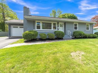 10 Briarcliff Ln, Paxton, MA 01612