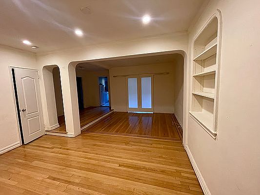 2nd image of 68-64 Yellowstone Blvd #17A