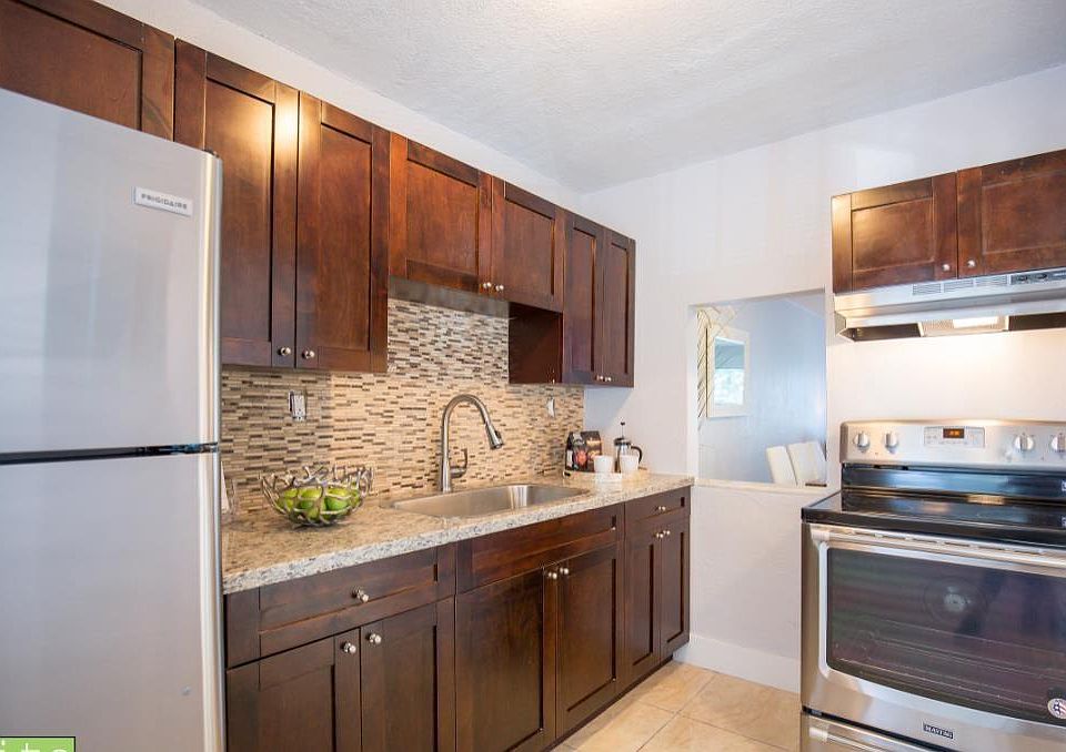 1st image of 2601 NW 207th St #21