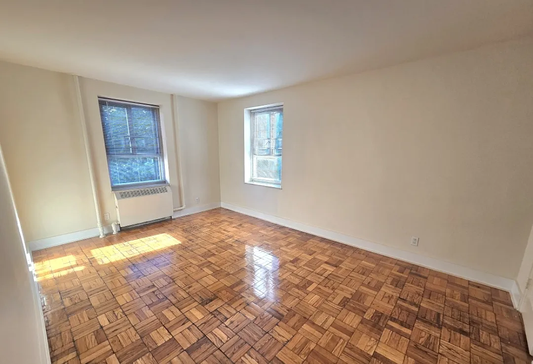 1 bed, 784 sqft, $2,157 — Photo 4
