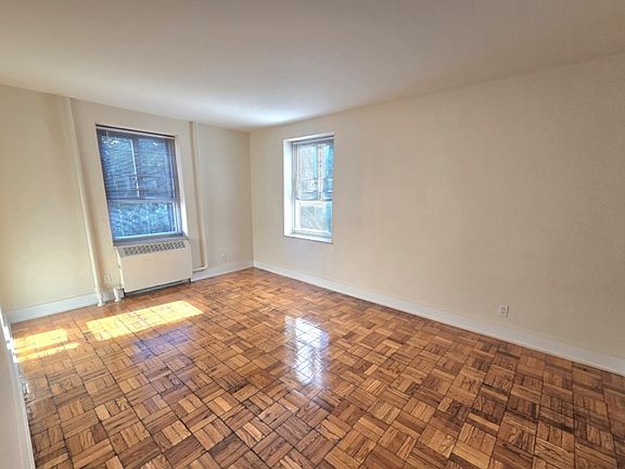 4th image of 194-25 64th Ave #A