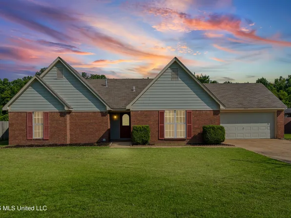 7357 Dunbarton Dr, Horn Lake, MS 38637