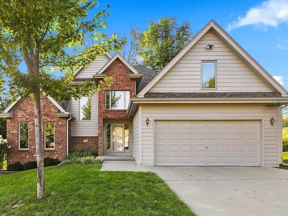 1st image of 126 Arbor Cir