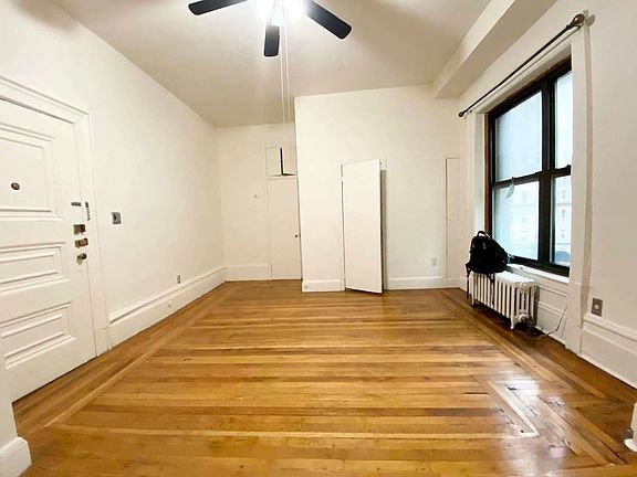 4th image of 638 W End Ave APT 3B