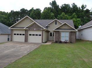 2502 Alpha Dr, Phenix City, AL 36867