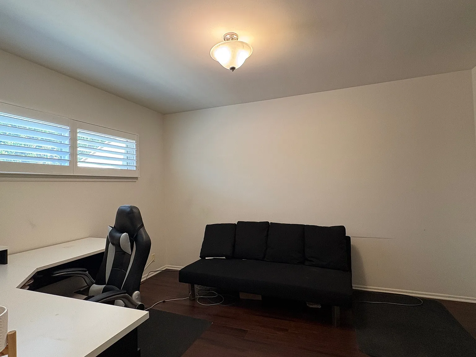 4 bed, 1814 sqft, $4,390 — Photo 4