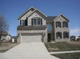 1156 Shetland Dr, South Lyon, MI