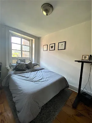 Rented by Douglas Elliman | media 10