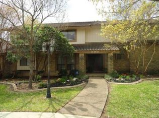 600 Sagecrest Dr, Hollywood Park, TX 78232