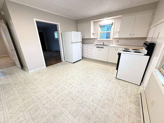 5th image of 307 1/2 S Ruby St