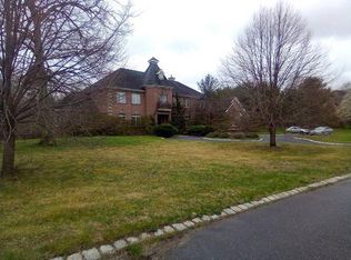 97 Stone Hill Rd, Colts Neck, NJ 07722