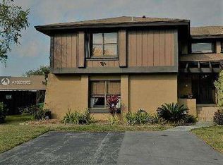 12717 SW 66th Ter, Miami, FL 33183