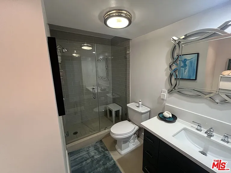 723 Palisades Beach Rd #211 — Photo 14