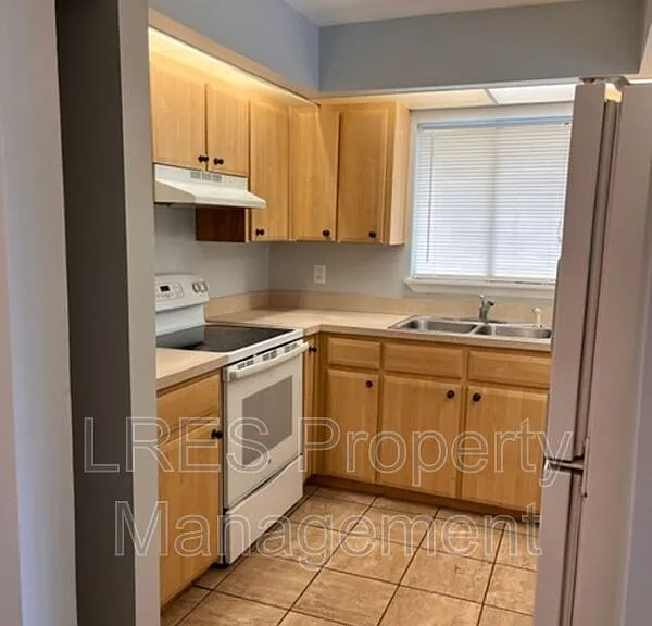 4564 Pheasant Run Dr — Photo 33