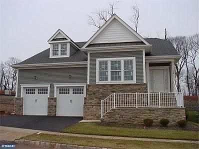 2nd image of 39 Acadia Ln