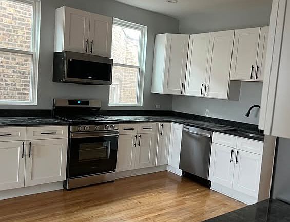 2nd image of 3707 W Diversey Ave #3